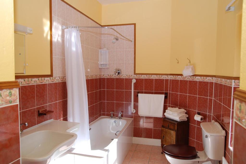 Kilburn House B&B Milltown  Oda fotoğraf